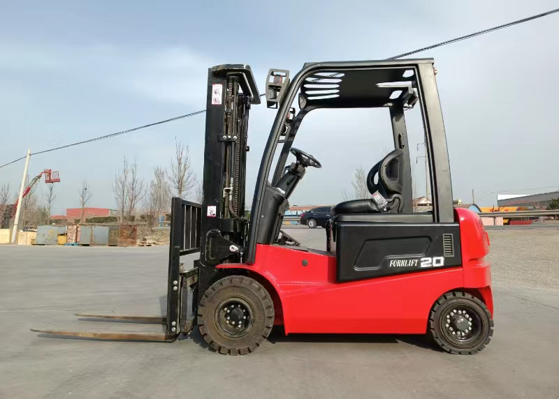 LITHIUM FORKLIFT