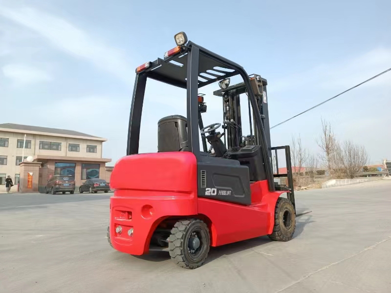 LITHIUM FORKLIFT